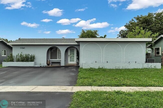 Foto del edificio - 11541 NW 33rd St