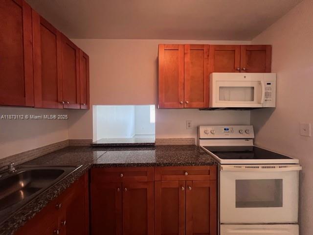Foto del edificio - 505 NW 177th St