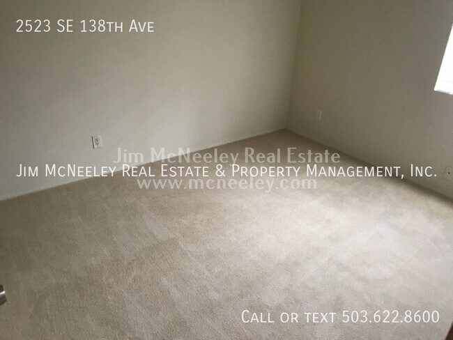 Foto del edificio - Sorry, no pets! 2 bed/1 bath Duplex in SE ...