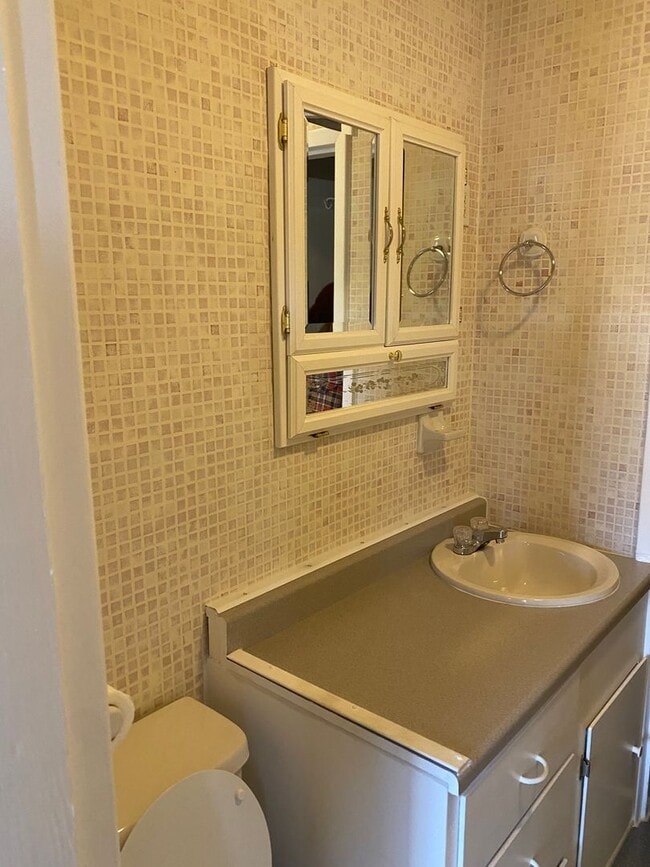 Foto del edificio - 2 bedroom 1 Bath