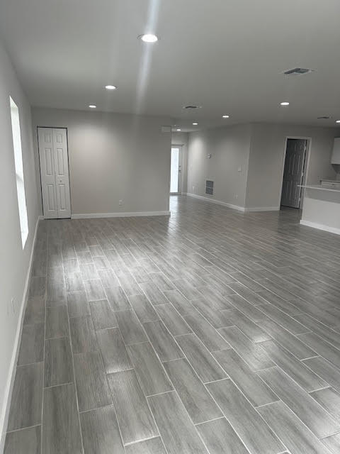 Building Photo - 2118 SW Alloway Ave