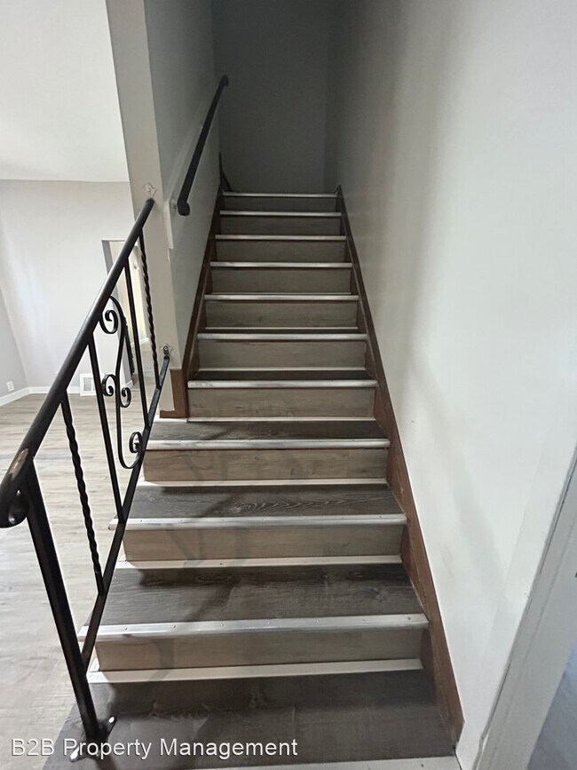 Foto del edificio - 3 br, 1 bath House - 6400 Fullerton Ave.