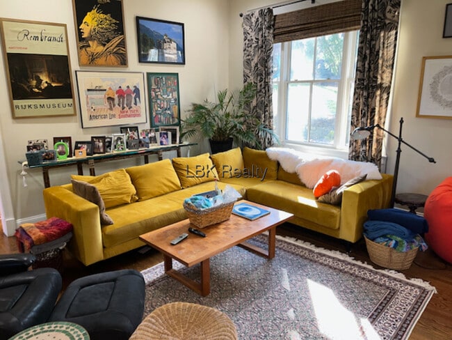 Building Photo - 31 Ripley St