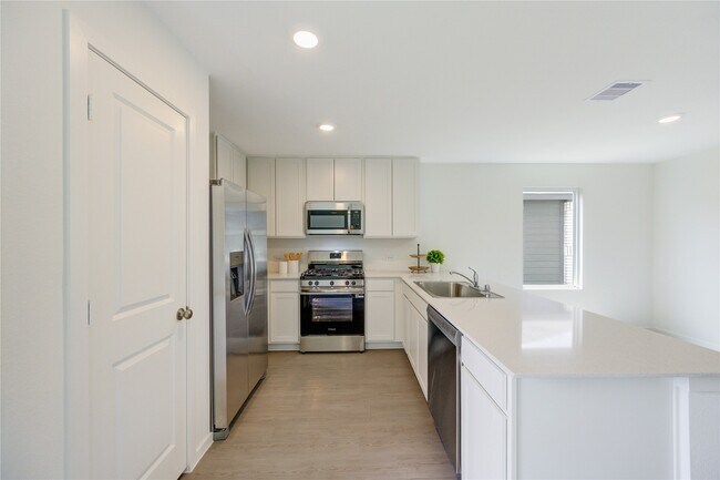Foto del edificio - 10824 Red Orchid Dr