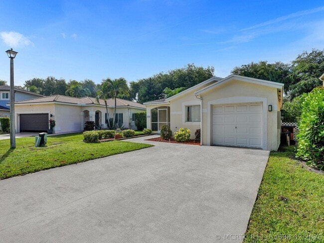 Building Photo - 1245 SW 46th Way