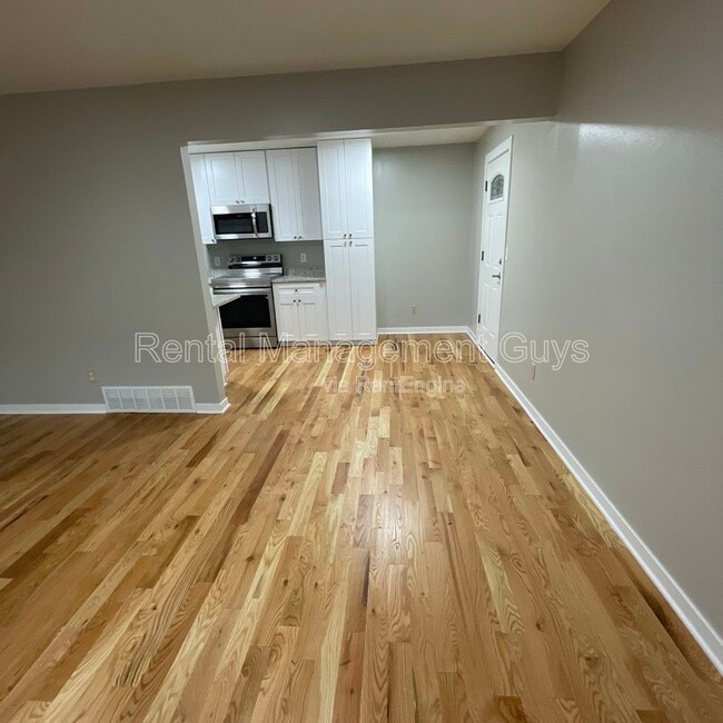 Building Photo - 8229 Halifax Ct N