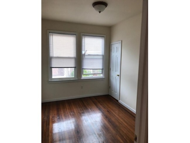 Foto del edificio - 507 Bloomfield Ave