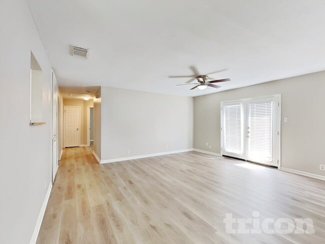 Building Photo - 2814 Coast Plain Dr