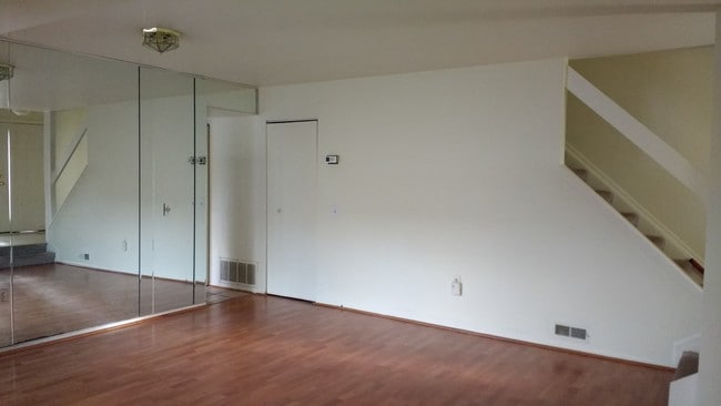 Building Photo - 11222 Snowflake Ct