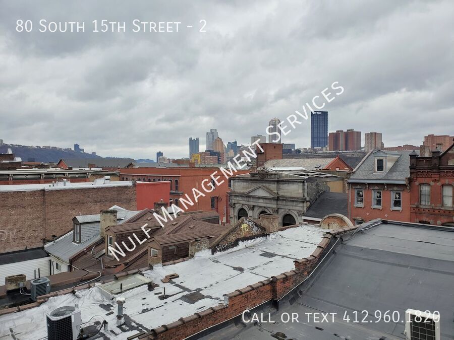 Foto principal - 1 Bed, 1 Bath Apartment in South Side