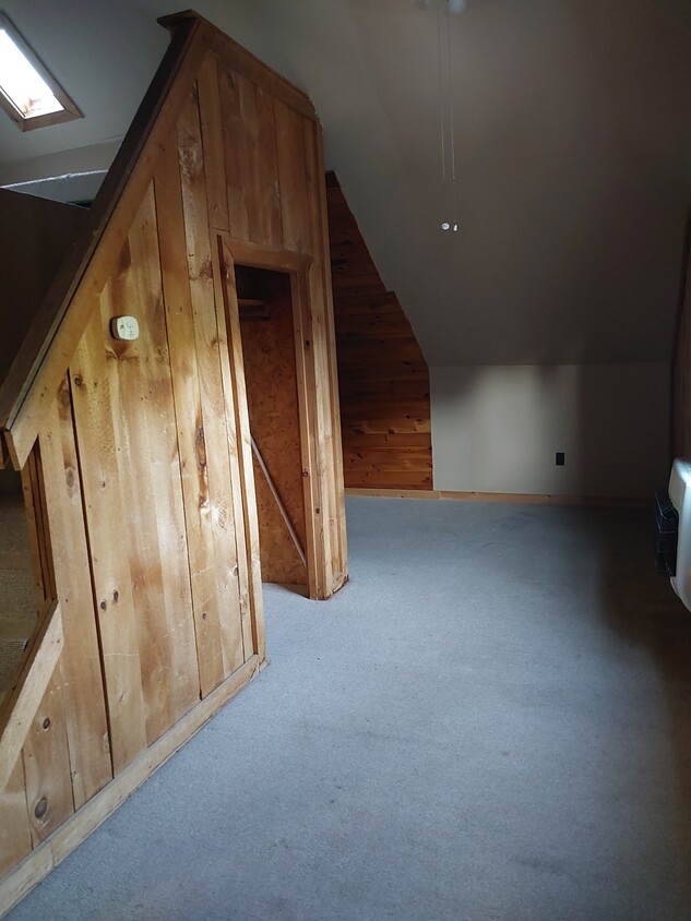 Foto principal - 8571 Leray St
