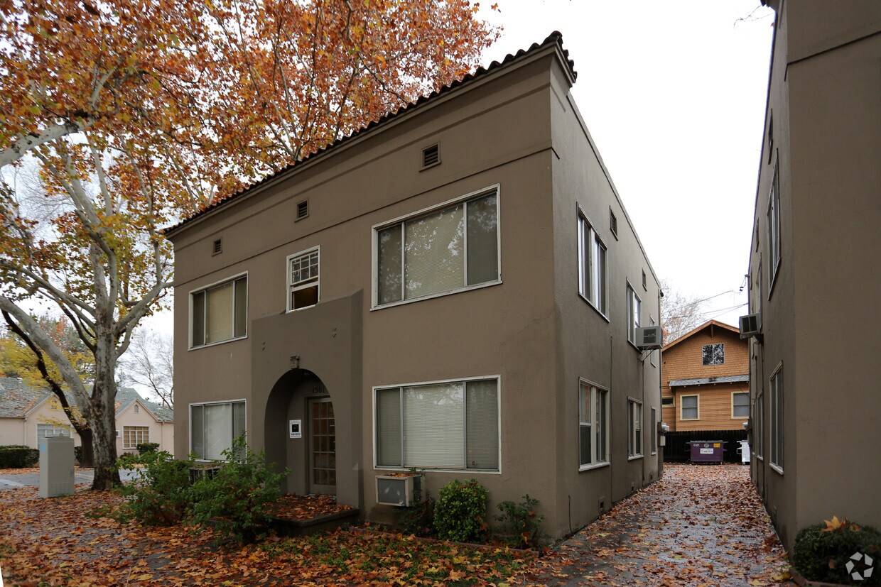 Building Photo - 1501 T St