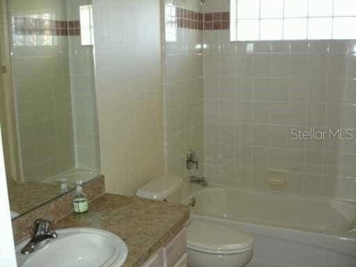 Foto del edificio - 988 Cornell Ave