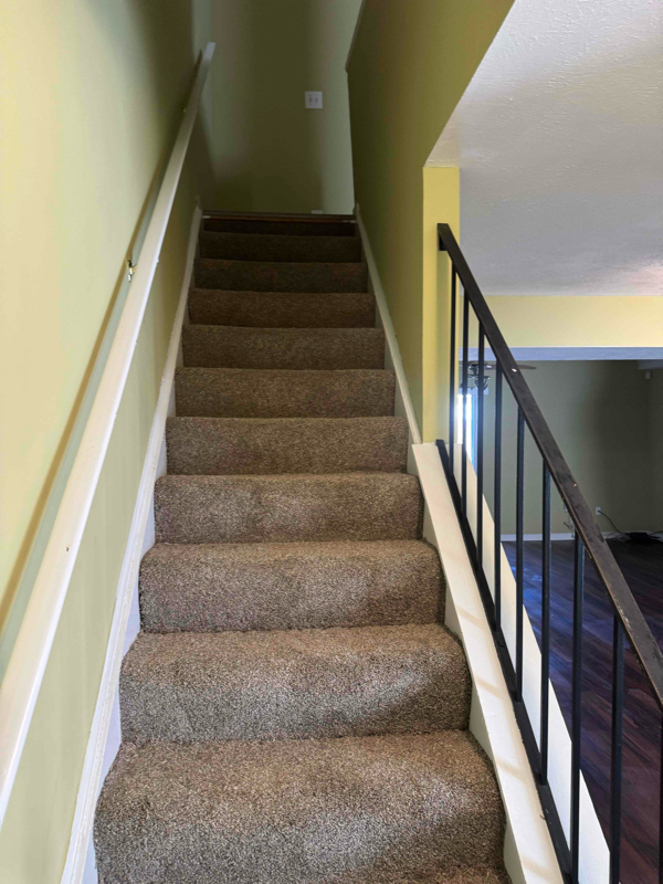 Building Photo - 422 Hickorywood Cir