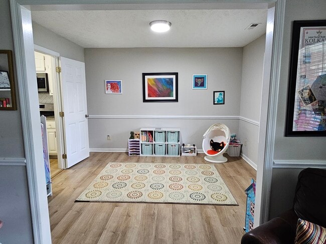 Formal Dining Room - 6483 Gaddis Dr