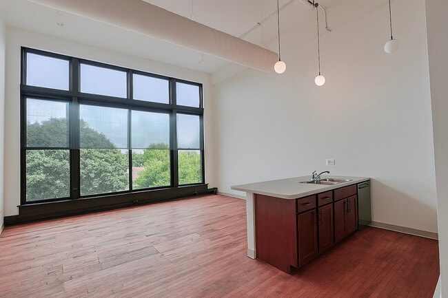 Foto del edificio - The Residences at ThriveOn King