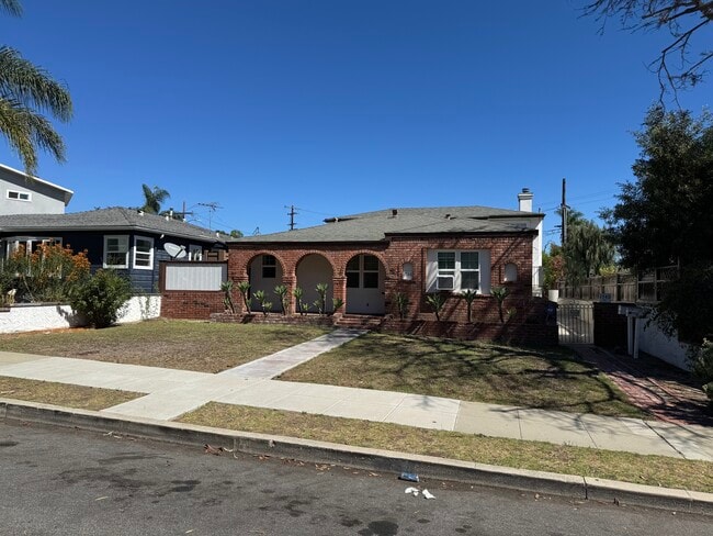 Building Photo - 1738 Watson Ave