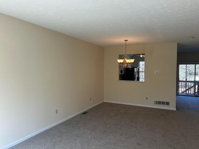 Foto del edificio - 892 N Waterford Ln