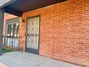 Building Photo - 1305 Tilden Ave