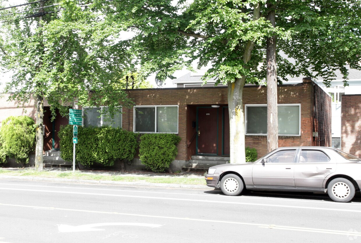 Foto del edificio - 7618 Greenwood Ave N