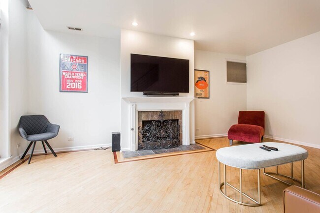 Foto del edificio - 1235 N Cleaver St