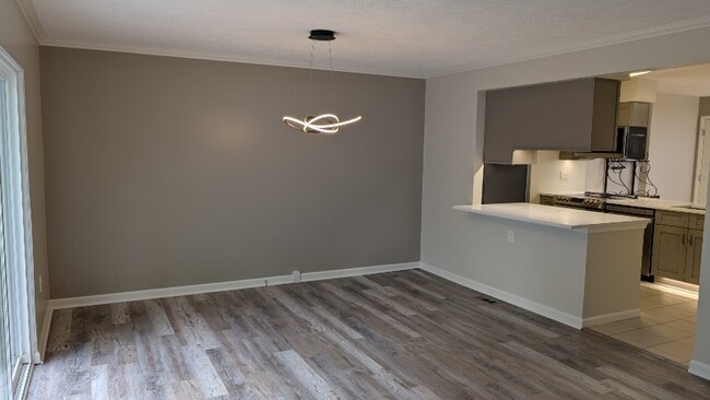 Building Photo - 146 Villa Dr
