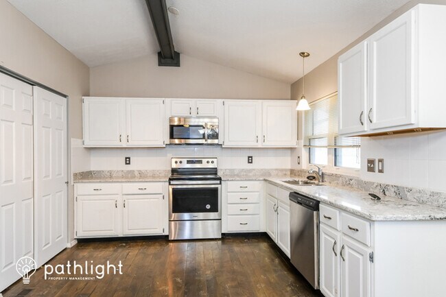 Building Photo - 4033 Southbridge Drive, St. Peters, MO, 63376