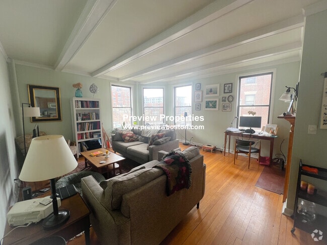 Building Photo - 1480 Commonwealth Avenue
