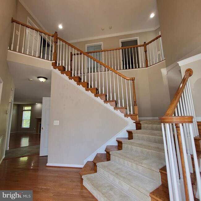 Building Photo - 7871 Cranford Farm Cir