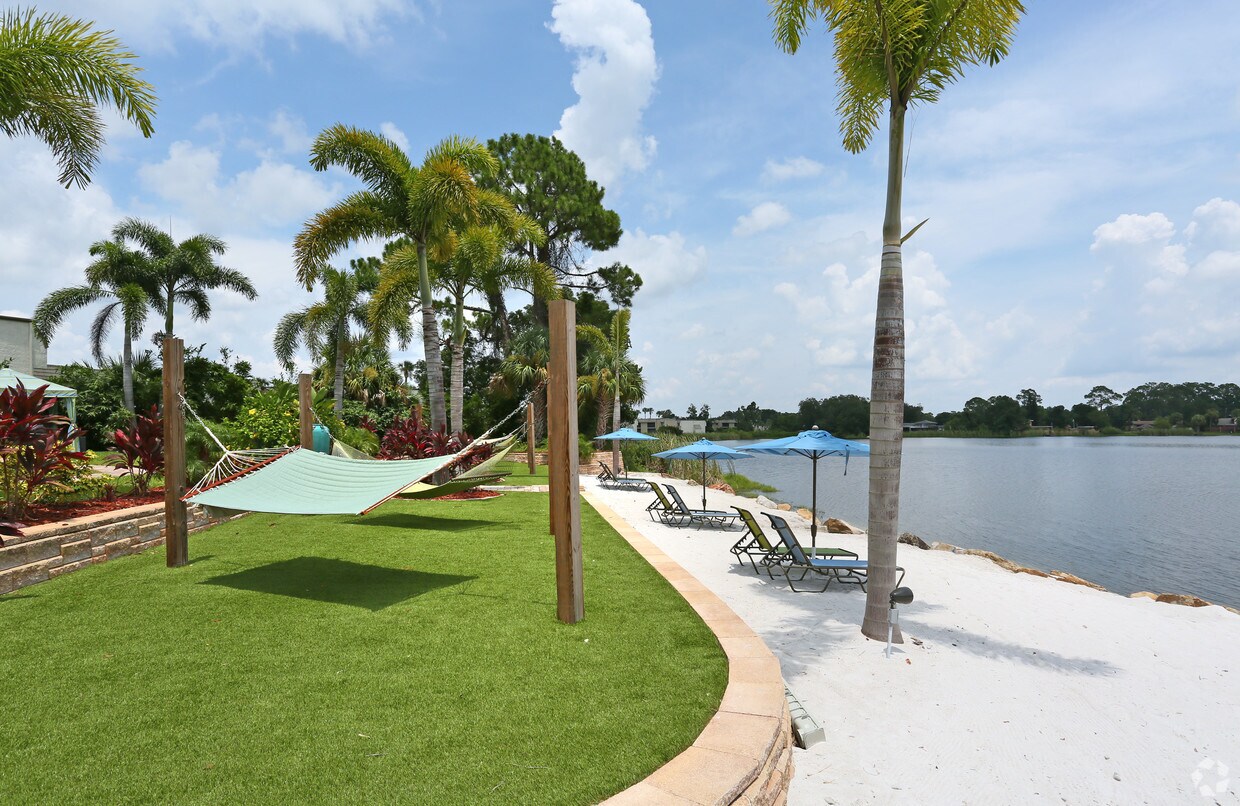 Liv At Winter Park Apartments Winter Park Fl Apartments Com