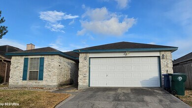 Building Photo - 8002 Mitra Pkwy