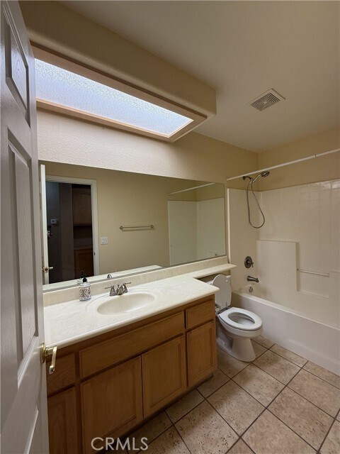Building Photo - 6585 Escondido Ave
