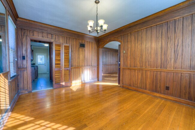 Building Photo - Larger than it looks and all appliances in...