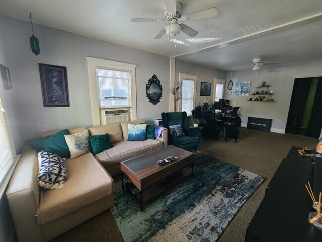 Foto del edificio - 4162 Mississippi St