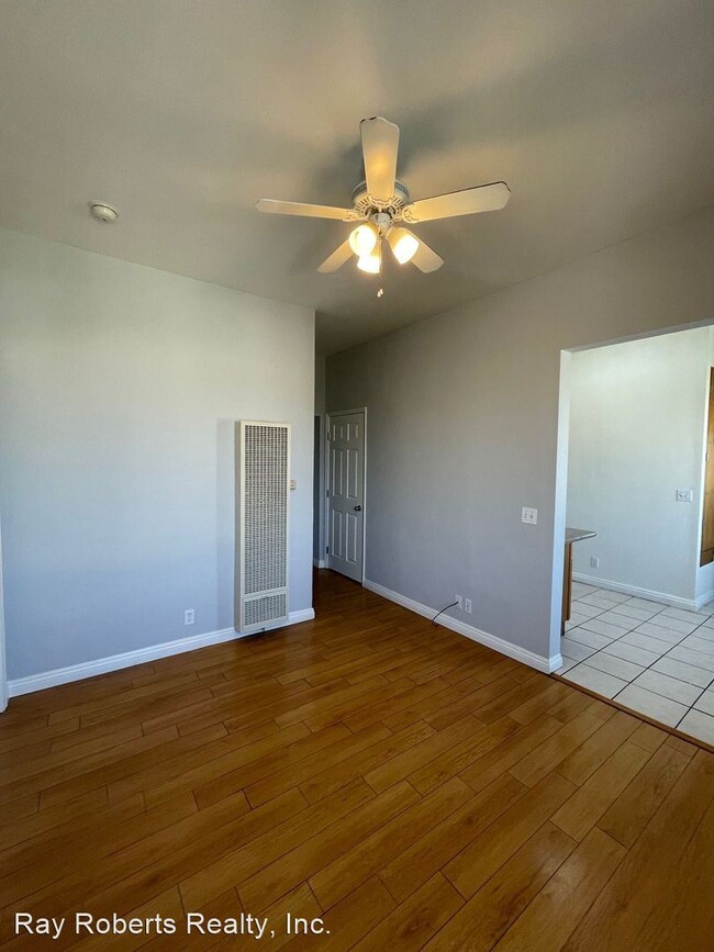 Building Photo - 2 br, 1 bath House - 6025 Northside Drive