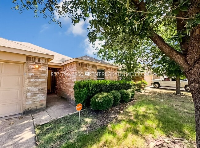 Building Photo - 605 Stirrup Bar Dr