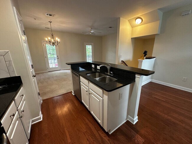 Foto del edificio - Market Common Townhome