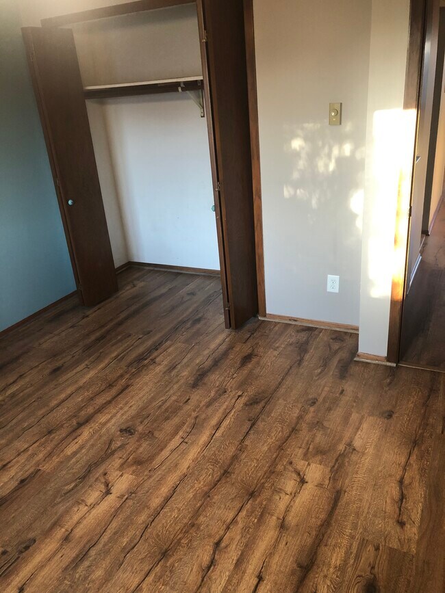 Building Photo - 3619 10th Ln NW