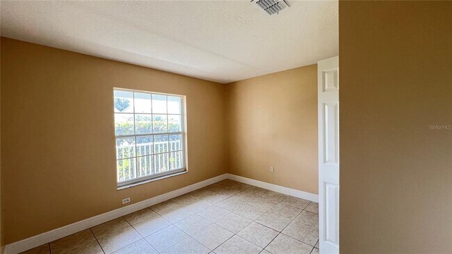 Foto del edificio - 1213 Cedarwood Way