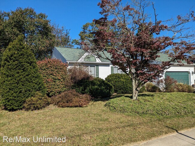 Foto del edificio - 3 br, 2 bath House - 961 Olive St