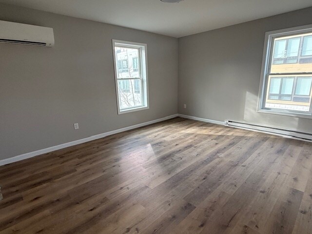 Foto del edificio - 1312 Grand St NE