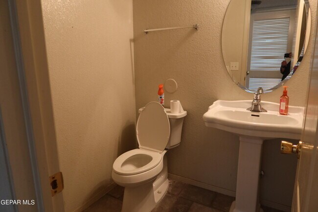 Building Photo - 4244 Loma Taurina Dr