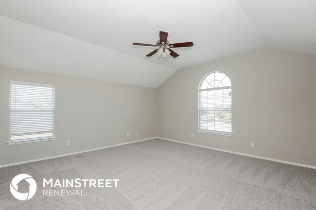 Building Photo - 4300 Bent Oaks Dr