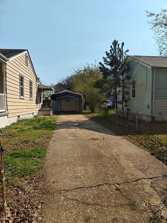 Foto del edificio - 2 bedroom home