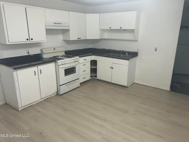 Foto del edificio - 2534 Cypress Ave