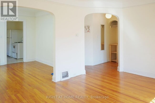 Building Photo - 2 - 359 FIFTH AVENUE
