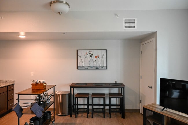 Building Photo - Residence at Discovery Square