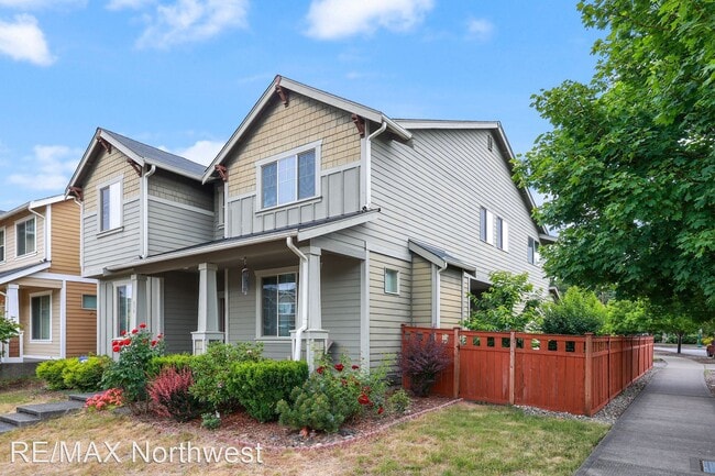 Building Photo - 5 br, 2.5 bath House - 630 Rosewood DR SW
