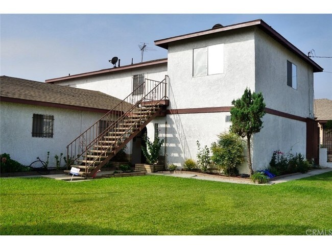 Foto del edificio - 836 E New York St