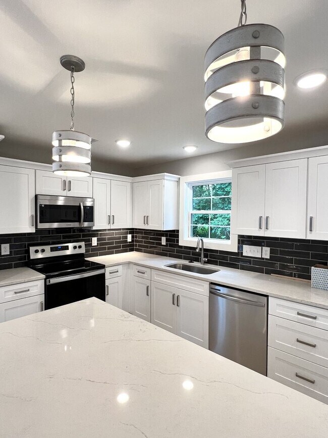 Foto del edificio - For Lease - 3 Bed, 2.5 Bath, 1515sqft Townhome, Lebanon, TN